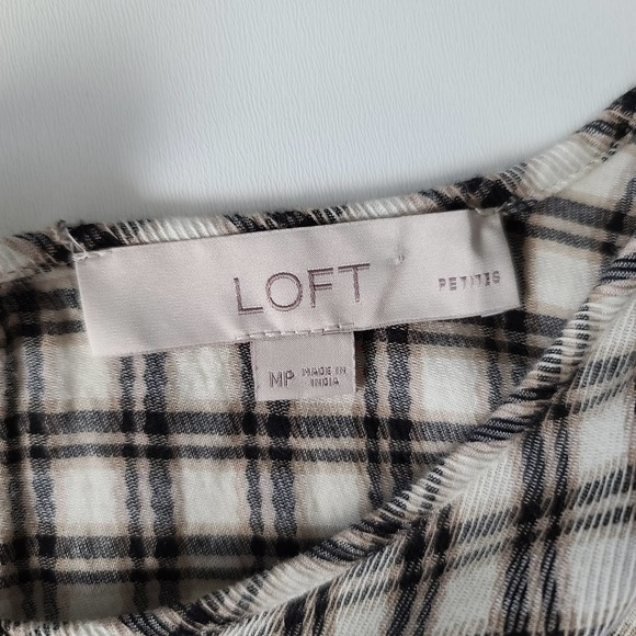 LOFT Plaid Ruffle Long Sleeve Crew Neck Blouse Medium Petite - Picture 5 of 9
